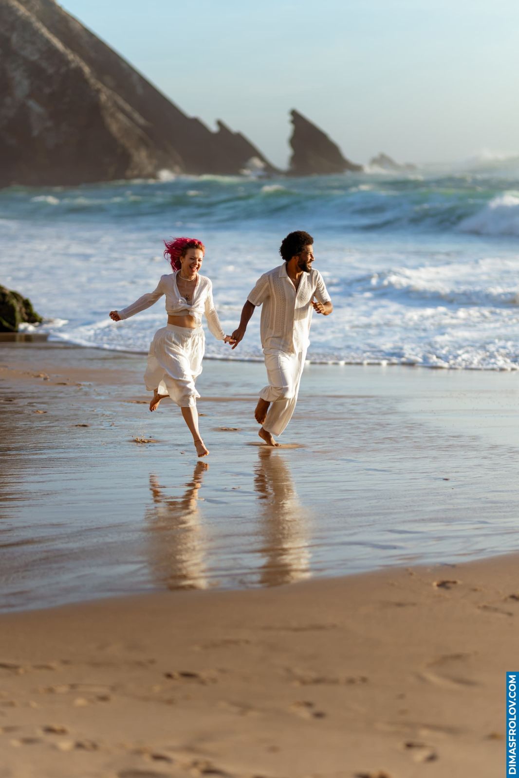 Adraga Beach Couple Photoshoot in Sintra: Vlada and Joe. Photo 131301 (2026-07-14 09:59:52)