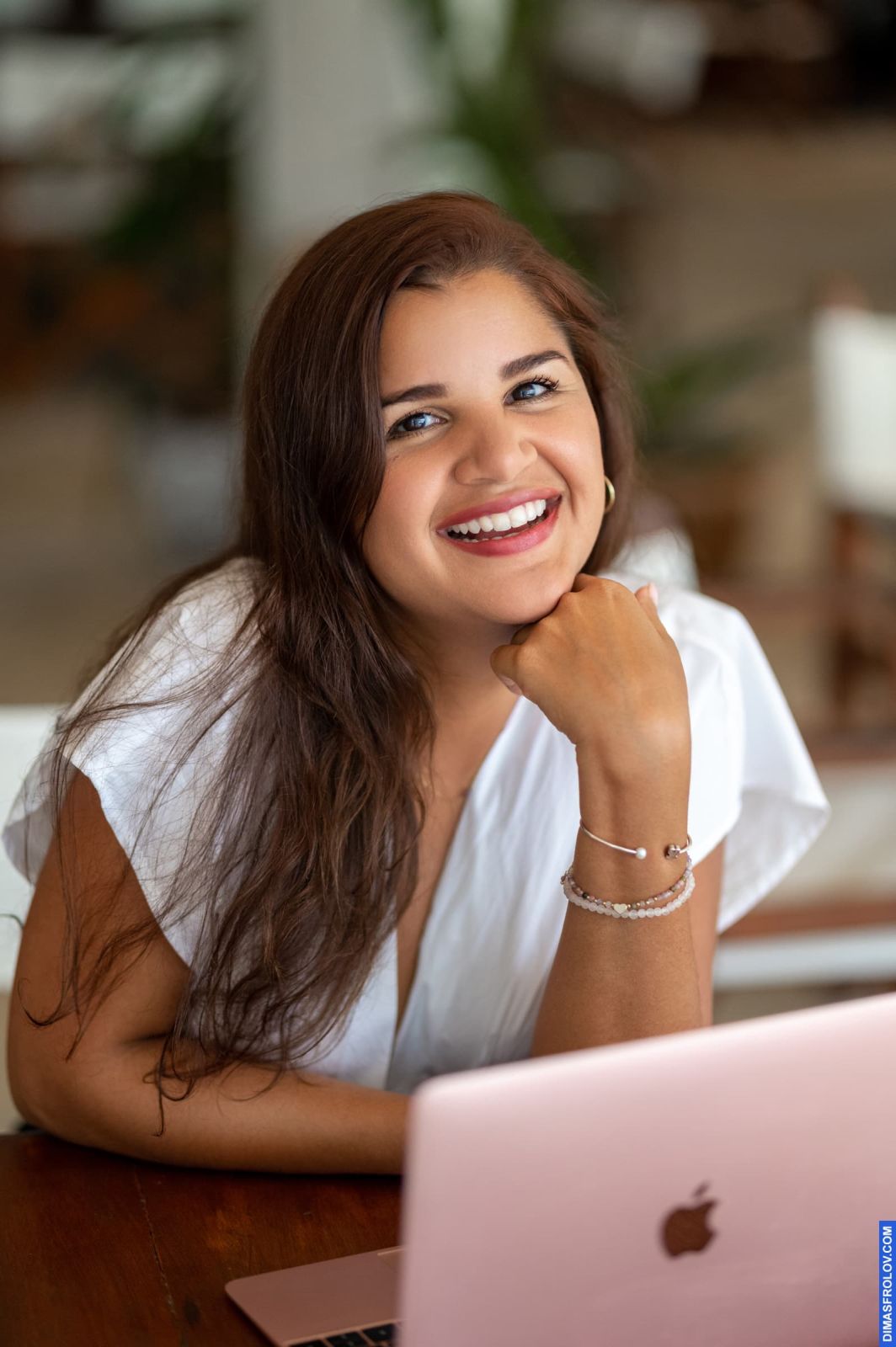 Dating profile photos in Lisbon. Photo estefania-100-6de90c9797.