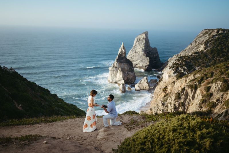 Josse & Christina. Surprise proposal photo shoots in Lisbon