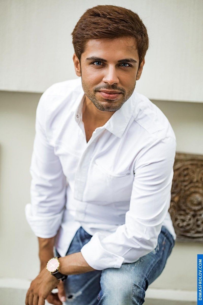 Dating profile photos in Lisbon. Photo Satish_019_f49ad961db_.
